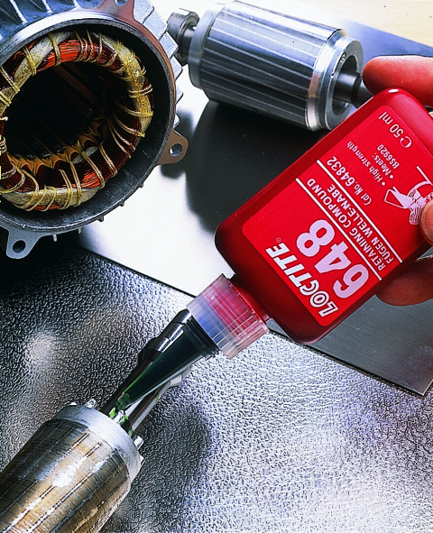 LOCTITE Universelles Fügeprodukt 50ml/ 0,15mm -55°C -175°C Nr. 648 LOCTITE Universelles Fügeprodukt 50ml/ 0,15mm -55°C -175°C Nr. 648