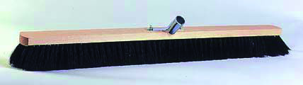 Saalbesen mit Metallstielhalter 80 cm Saalbesen mit Metallstielhalter 80 cm