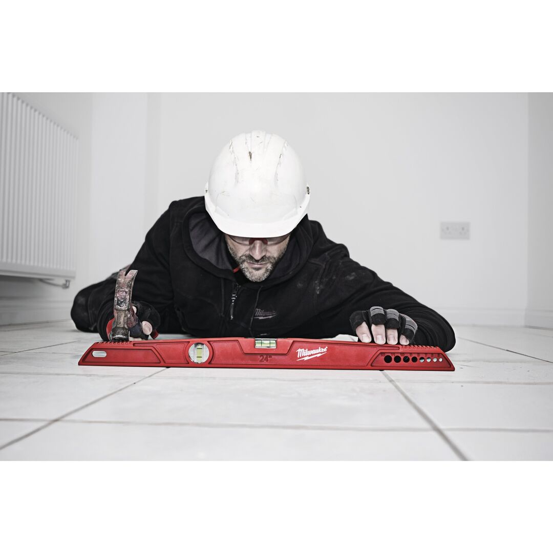 MILWAUKEE Wasserwaage REDCAST 60 cm lang MILWAUKEE Wasserwaage REDCAST 60 cm lang