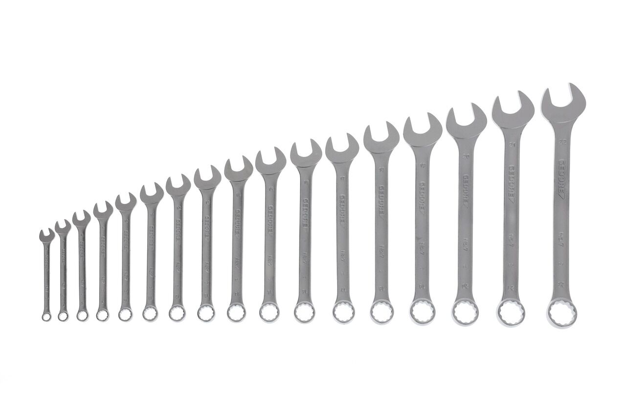 GEDORE Ring-Maulschlüssel-Set 17-tlg UD-Profil 6-22mm 7-017 6093580