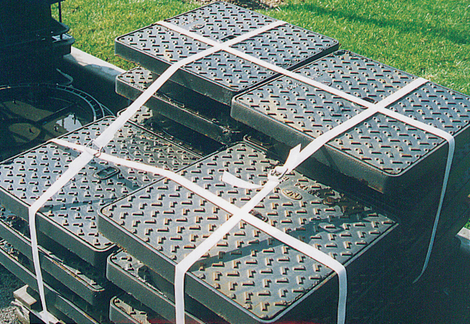 Klemmen für PE-Band 16mm Karton a 1000 Stk Klemmen für PE-Band 16mm Karton a 1000 Stk