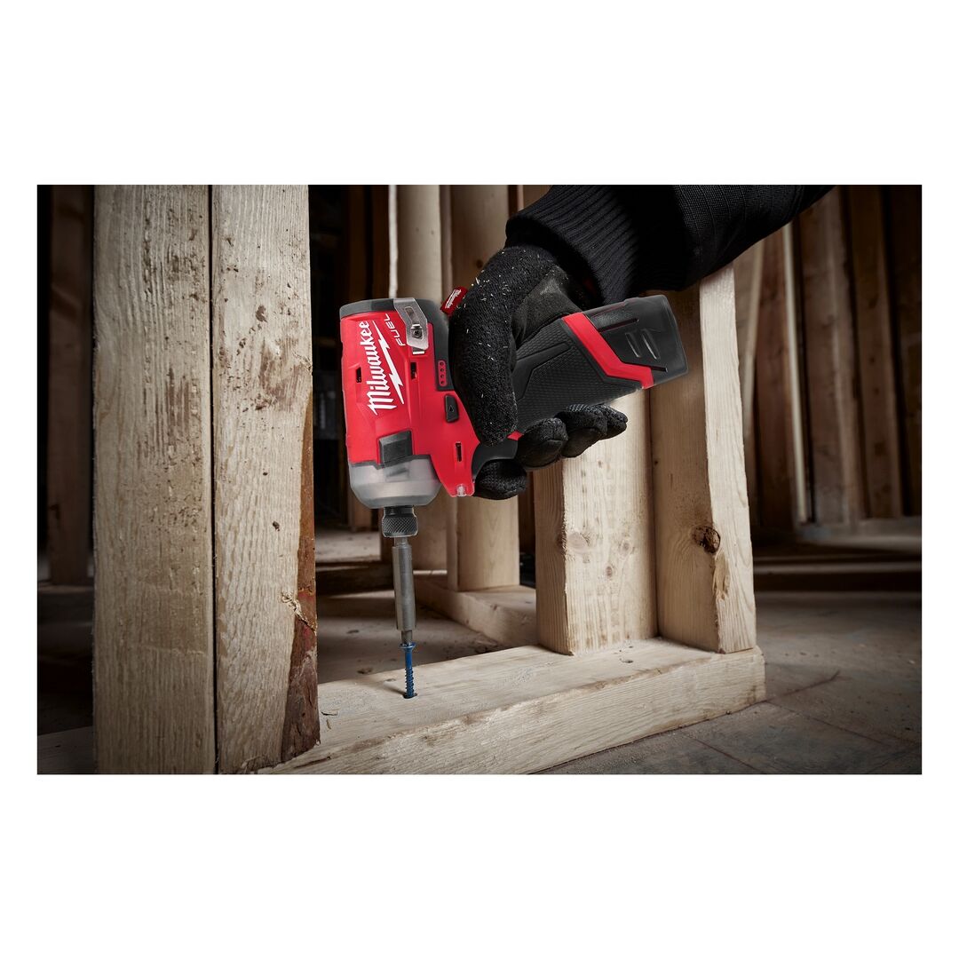 MILWAUKEE Akku-Impulsschrauber FUEL M12FQID-202X, 2x2Ah, Ladegerät, HD Box MILWAUKEE Akku-Impulsschrauber FUEL M12FQID-202X, 2x2Ah, Ladegerät, HD Box