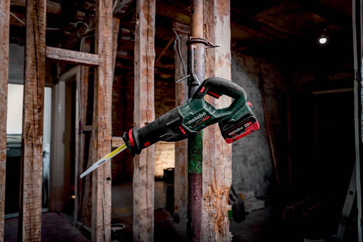 METABO Akku-Säbelsäge SSEP 18 LT BL, solo in metabox