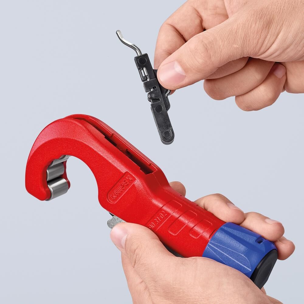 KNIPEX 90 31 02 BK TubiX Rohrabschneider 180 mm KNIPEX 90 31 02 BK TubiX Rohrabschneider 180 mm