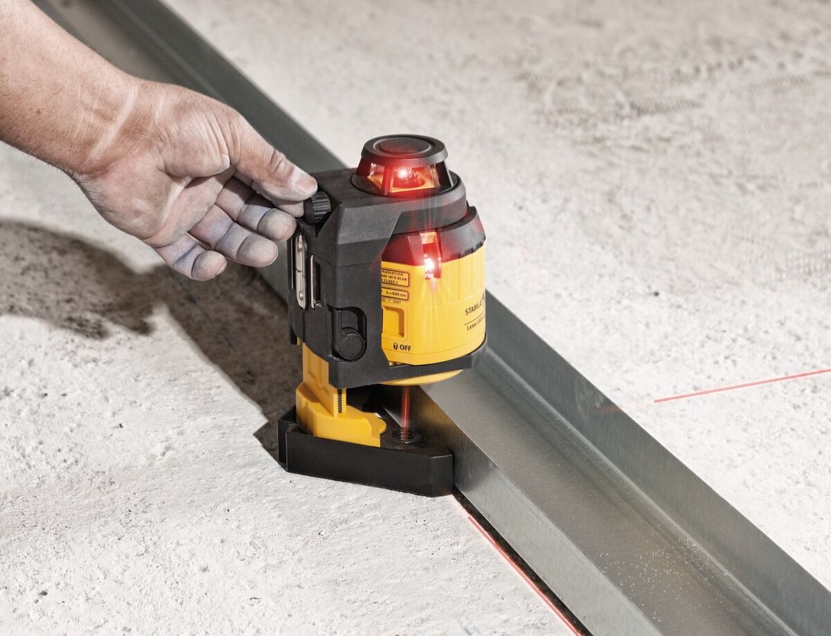 STABILA Multilinien-Laser LAX 400 5-teiliges Set STABILA Multilinien-Laser LAX 400 5-teiliges Set
