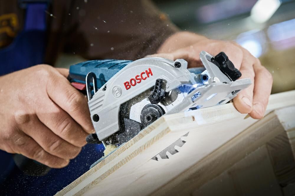 BOSCH Akku-Handkreissäge Clic & Go GKS 12V - Li + L-Boxx BOSCH Akku-Handkreissäge Clic & Go GKS 12V - Li + L-Boxx