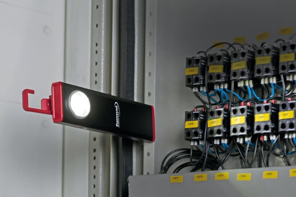 FORMAT LED Akku-Handleuchte Alu 500 Lumen