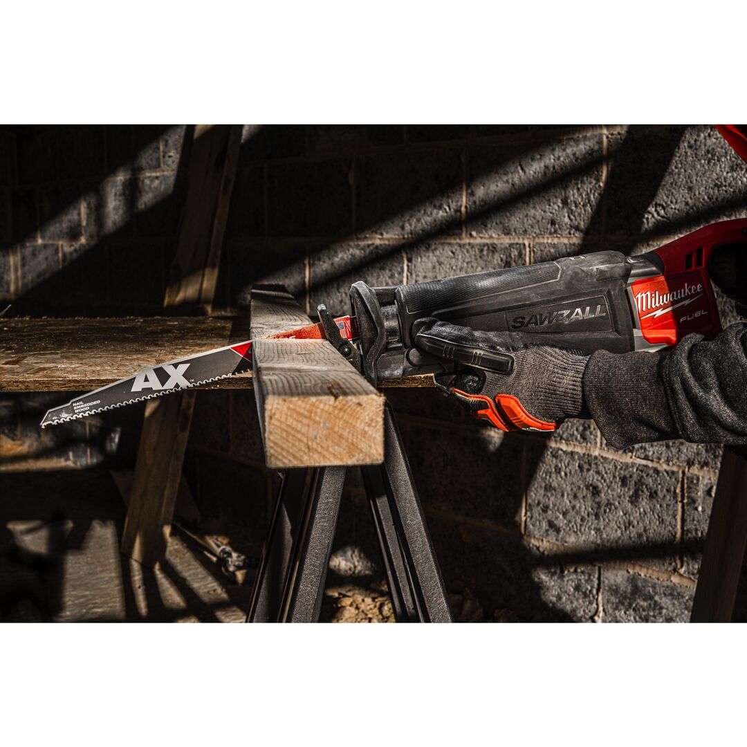 MILWAUKEE Säbelsägeblatt Demontage THE AX 230 x 5 mm, HM-Bestückt, VE 5 MILWAUKEE Säbelsägeblatt Demontage THE AX 230 x 5 mm, HM-Bestückt, VE 5