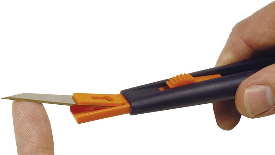 LUTZ Skalpellklingenhalter mit TiN-Klinge BLADES LUTZ Skalpellklingenhalter mit TiN-Klinge BLADES