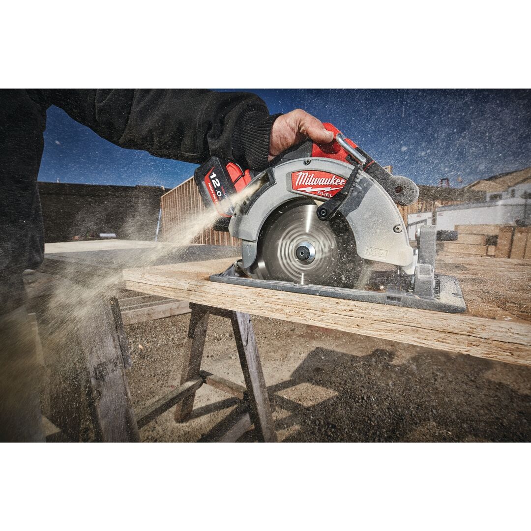MILWAUKEE Akku-Kreissäge M18 FCS66-0C solo im Koffer MILWAUKEE Akku-Kreissäge M18 FCS66-0C solo im Koffer