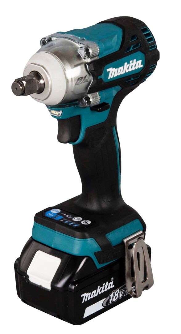 MAKITA Akku-Schlagschrauber 18V DTW300RTJ 18V 2x5Ah im MAKPAC MAKITA Akku-Schlagschrauber 18V DTW300RTJ 18V 2x5Ah im MAKPAC