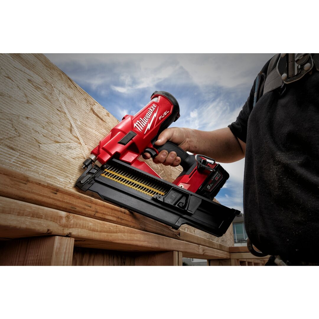 MILWAUKEE Akku-Nagler M18FFN21-0C
