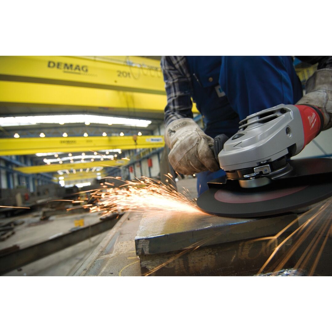 MILWAUKEE Winkelschleifer AGVM 24-230 GEX ProTector MILWAUKEE Winkelschleifer AGVM 24-230 GEX ProTector