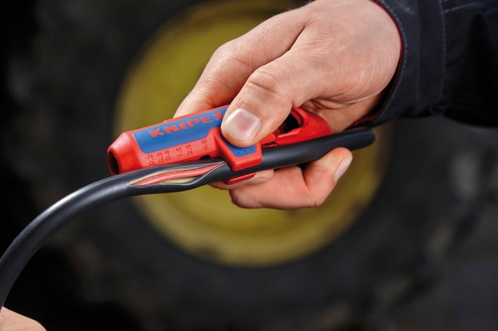 KNIPEX 16 95 01 SB ErgoStrip Universal-Abmantelungswerkzeug 135 mm KNIPEX 16 95 01 SB ErgoStrip Universal-Abmantelungswerkzeug 135 mm